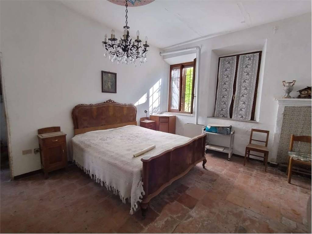 casa indipendente in vendita a Carpaneto Piacentino