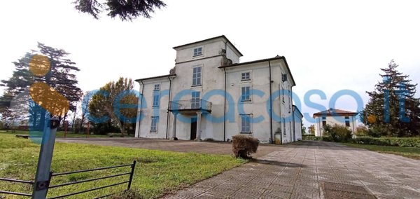 casa indipendente in vendita a Carpaneto Piacentino