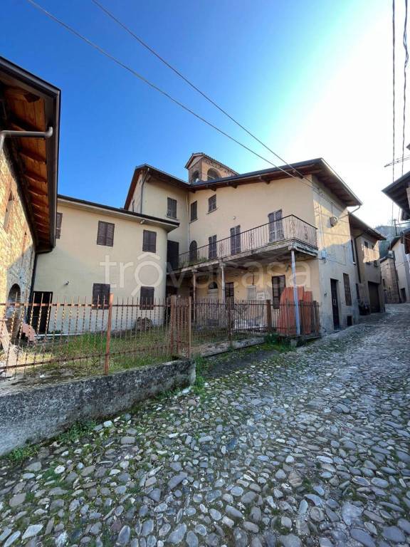 appartamento in vendita a Castell'Arquato