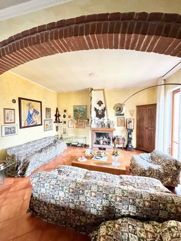 appartamento in vendita a Castell'Arquato