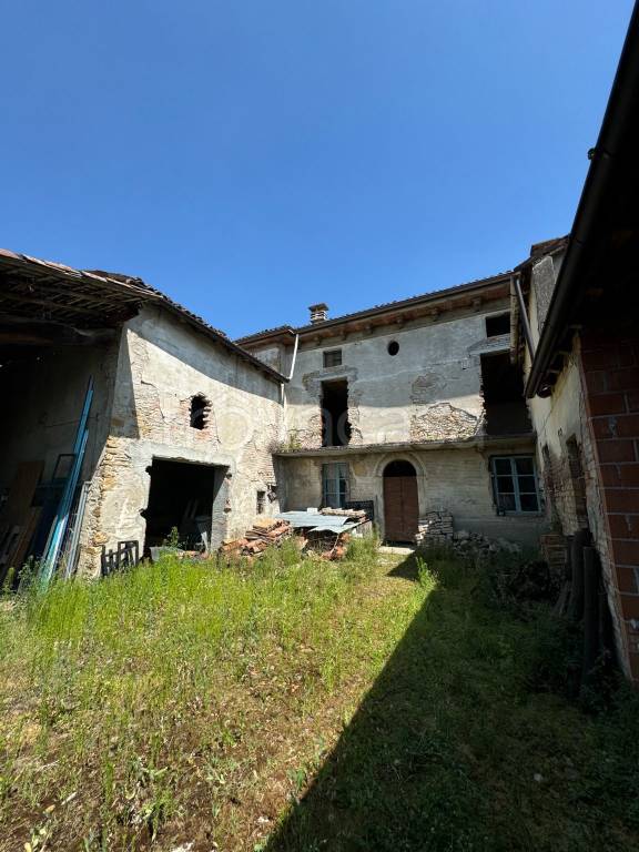 casa indipendente in vendita a Castell'Arquato
