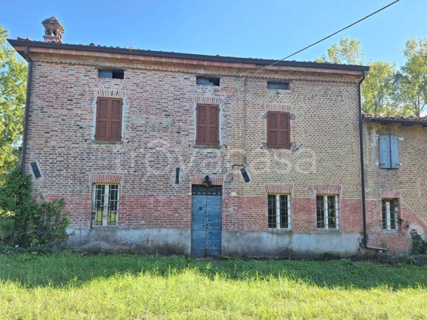 casa indipendente in vendita a Castell'Arquato