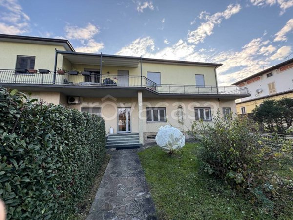 appartamento in vendita a Castell'Arquato