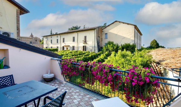 casa indipendente in vendita a Castell'Arquato