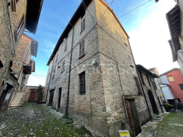 appartamento in vendita a Castell'Arquato