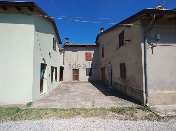 appartamento in vendita a Castell'Arquato