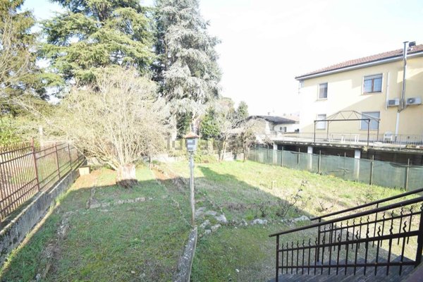 casa indipendente in vendita a Castell'Arquato