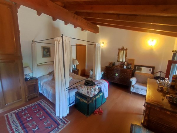 casa indipendente in vendita a Castell'Arquato in zona Vigolo Marchese