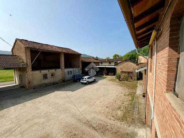 appartamento in vendita a Castell'Arquato