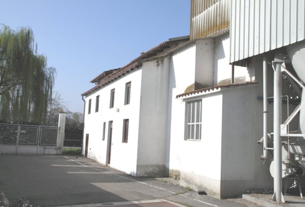 casa indipendente in vendita a Castell'Arquato in zona Vigolo Marchese