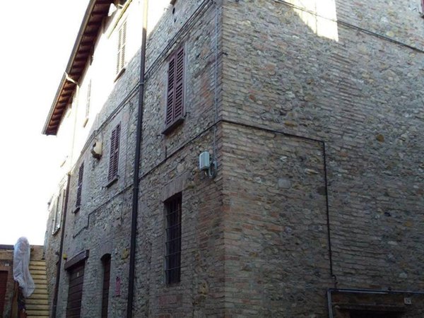 casa indipendente in vendita a Castell'Arquato