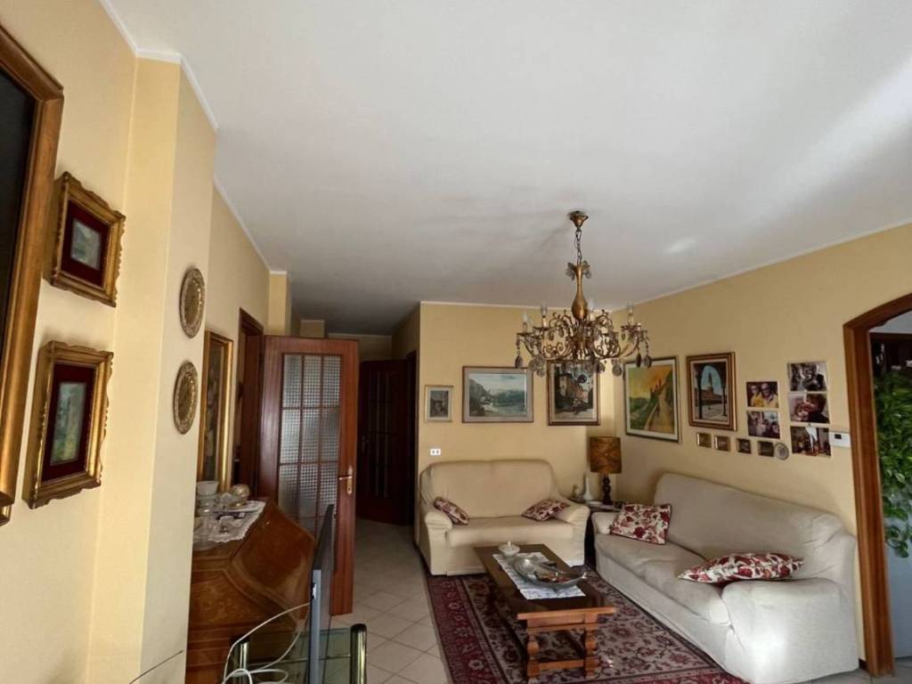 appartamento in vendita a Castell'Arquato