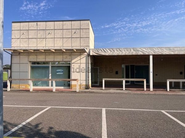 ufficio in vendita a Castell'Arquato