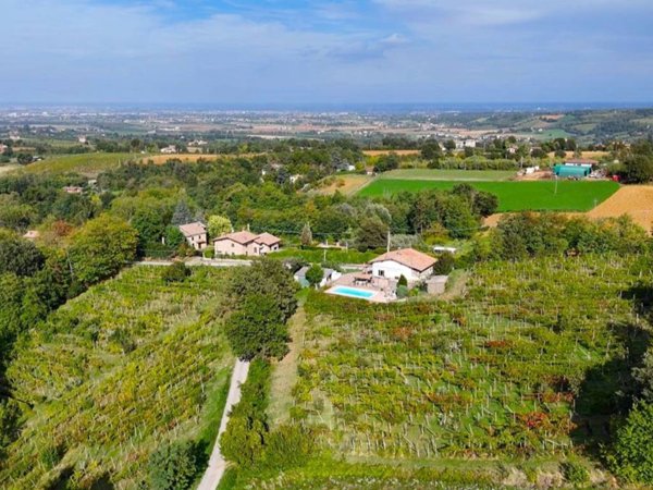 casa indipendente in vendita a Castell'Arquato