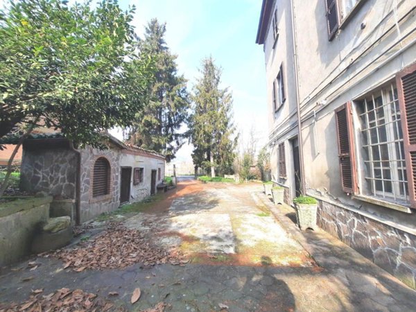 casa indipendente in vendita a Castell'Arquato