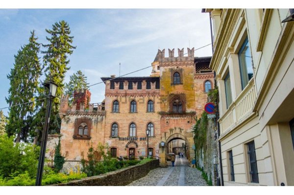 villa in vendita a Castell'Arquato