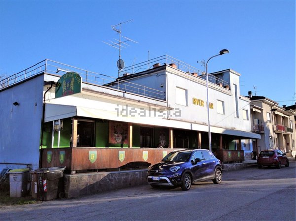 ufficio in vendita a Castell'Arquato in zona Vigolo Marchese