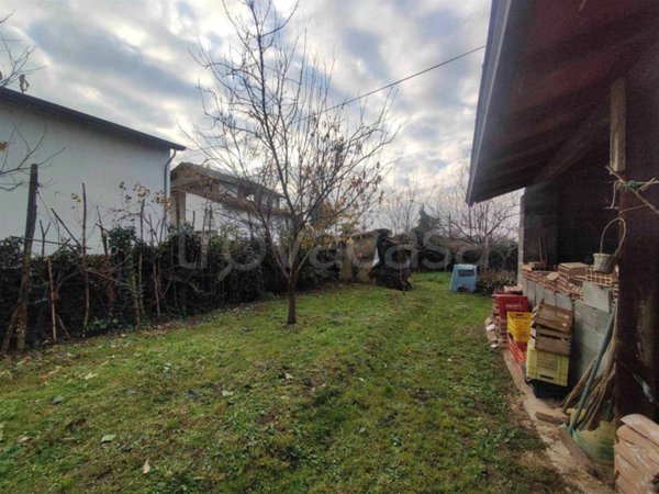 casa indipendente in vendita a Castell'Arquato