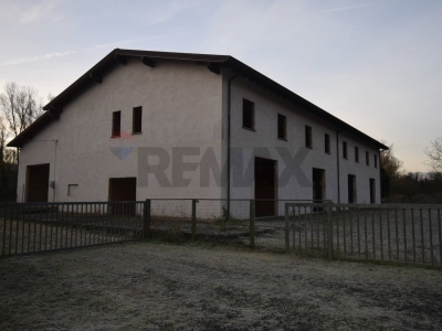 casa indipendente in vendita a Castell'Arquato