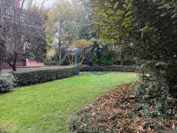 casa indipendente in vendita a Castell'Arquato in zona Vigolo Marchese