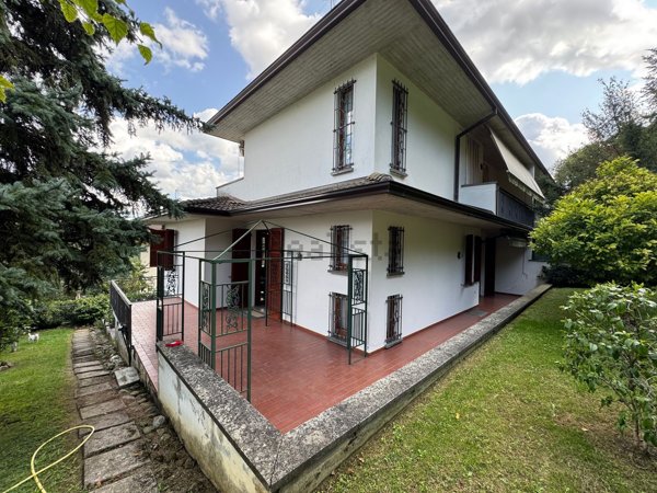 casa indipendente in vendita a Castell'Arquato