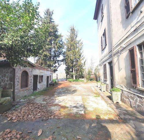 casa indipendente in vendita a Castell'Arquato