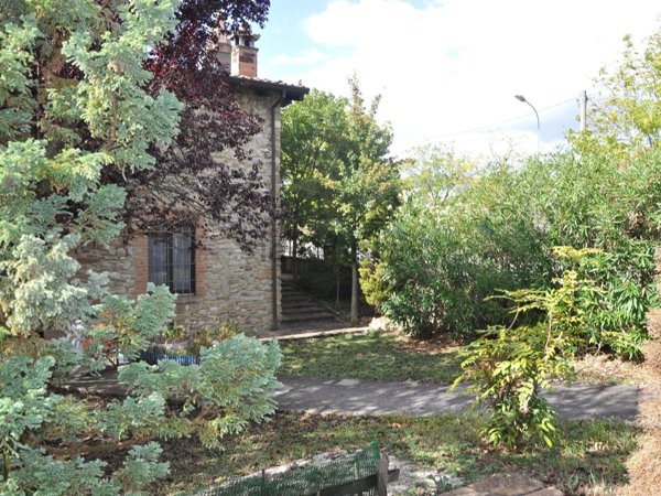 casale in vendita a Castell'Arquato