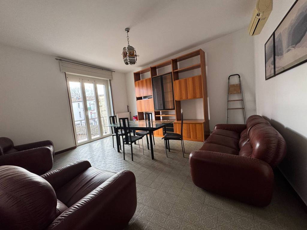 appartamento in vendita a Castell'Arquato