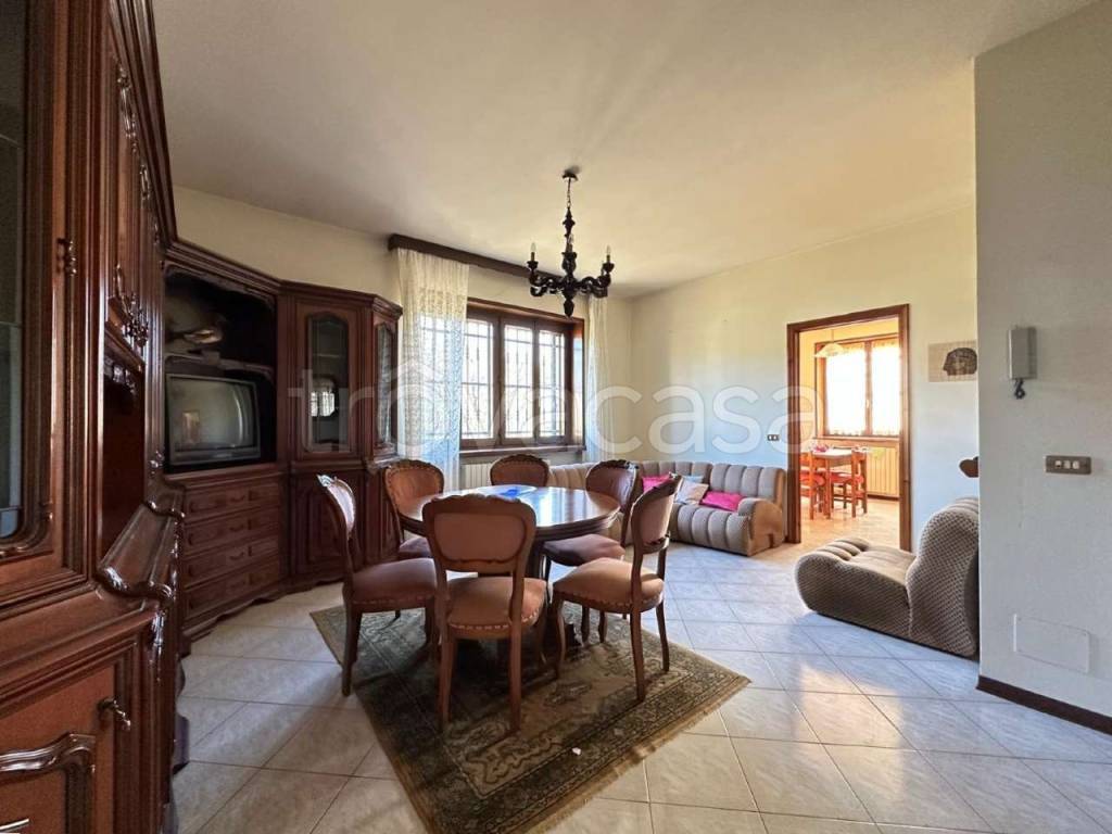 appartamento in vendita a Castell'Arquato in zona Vigolo Marchese