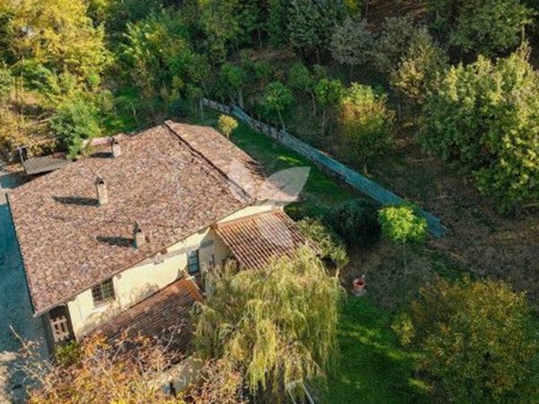 casa indipendente in vendita a Castell'Arquato in zona Vigolo Marchese