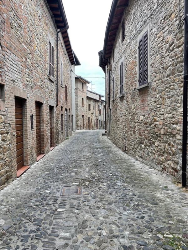 casa indipendente in vendita a Castell'Arquato