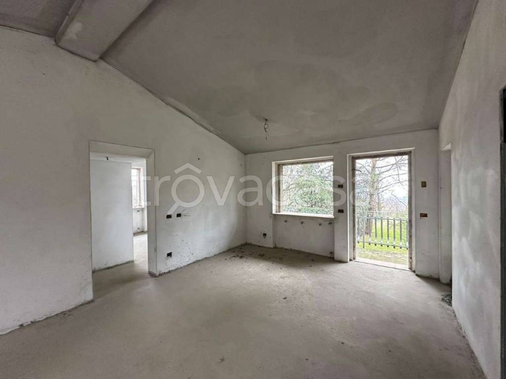 casa indipendente in vendita a Castell'Arquato