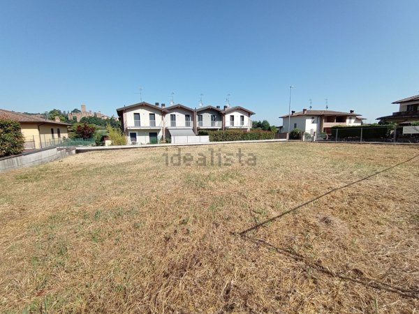 casa indipendente in vendita a Castell'Arquato