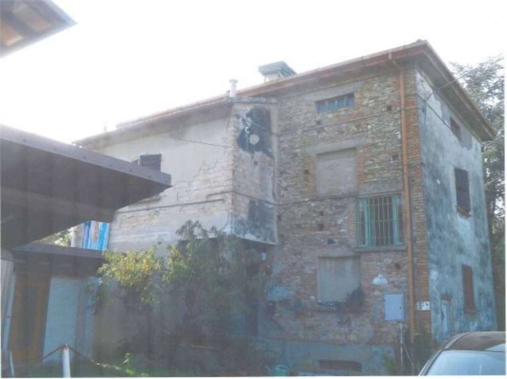 appartamento in vendita a Castell'Arquato