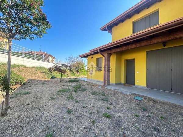 casa indipendente in vendita a Castell'Arquato