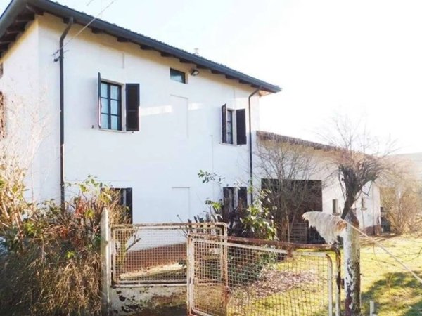 casa indipendente in vendita a Castell'Arquato