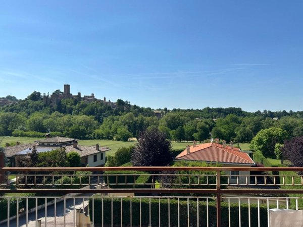 appartamento in vendita a Castell'Arquato in zona Pallastrelli