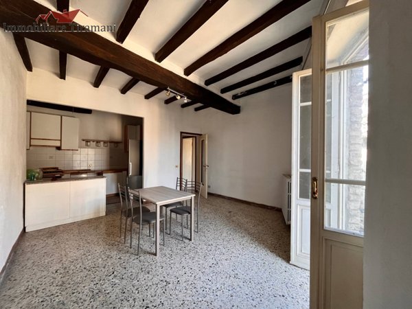 appartamento in vendita a Castell'Arquato