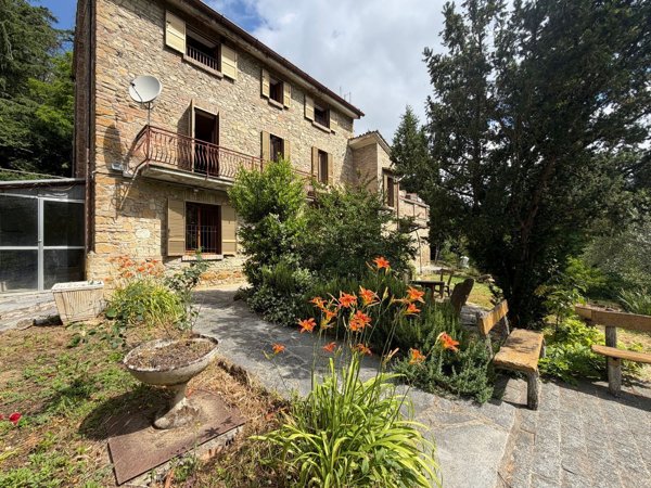 casa indipendente in vendita a Castell'Arquato