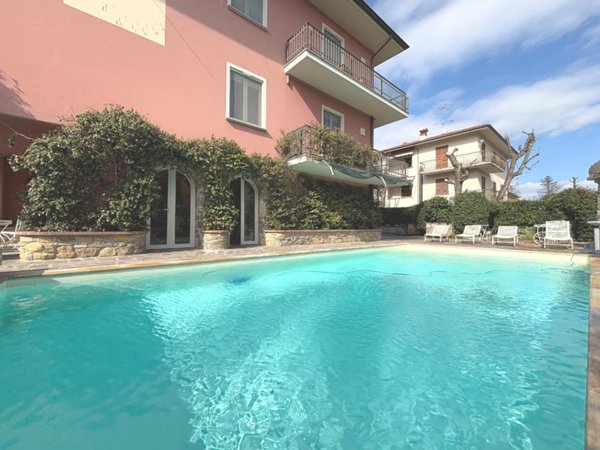casa indipendente in vendita a Castell'Arquato