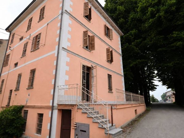 casa indipendente in vendita a Castell'Arquato in zona Vigolo Marchese