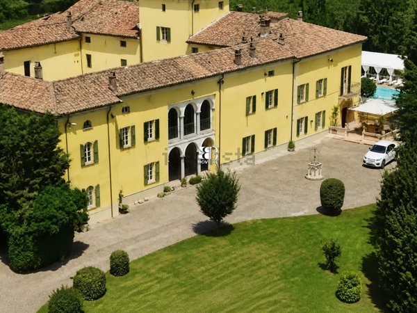 casa indipendente in vendita a Castell'Arquato in zona Vigolo Marchese