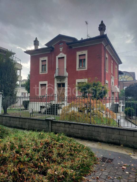 casa indipendente in vendita a Castel San Giovanni