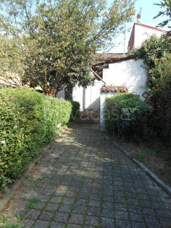 casa indipendente in vendita a Castel San Giovanni