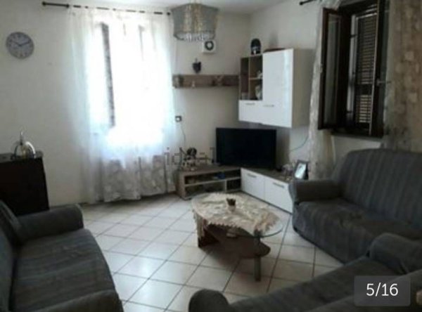 casa semindipendente in vendita a Castel San Giovanni in zona Bosco Tosca