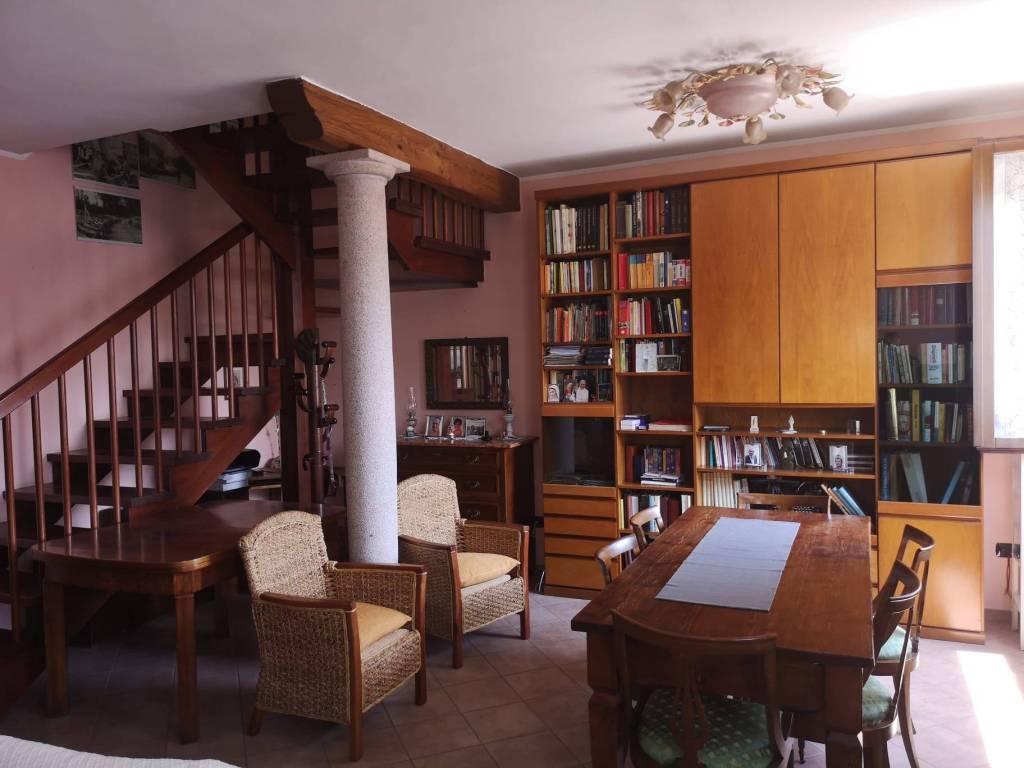 casa indipendente in vendita a Castel San Giovanni