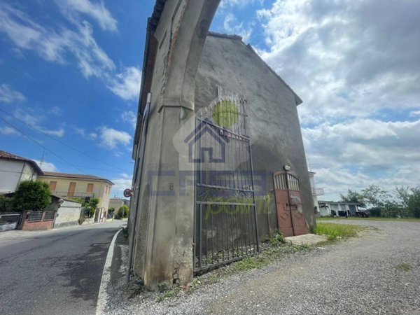 casa indipendente in vendita a Castel San Giovanni in zona Creta