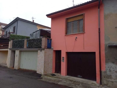 casa semindipendente in vendita a Castel San Giovanni