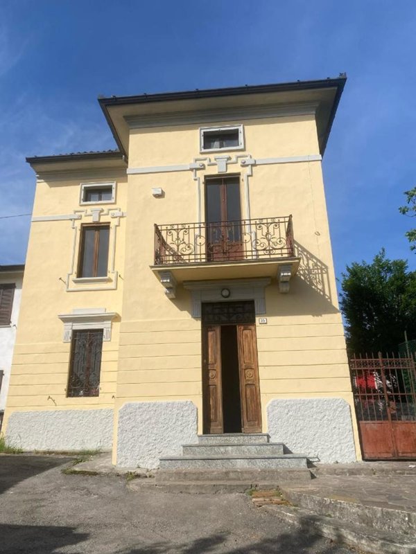 casa indipendente in vendita a Castel San Giovanni