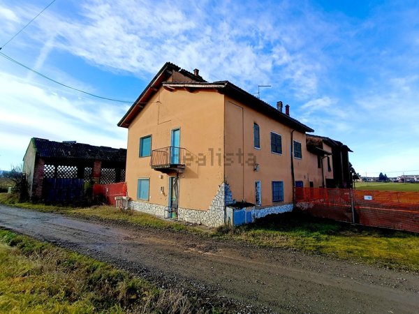 casa indipendente in vendita a Castel San Giovanni